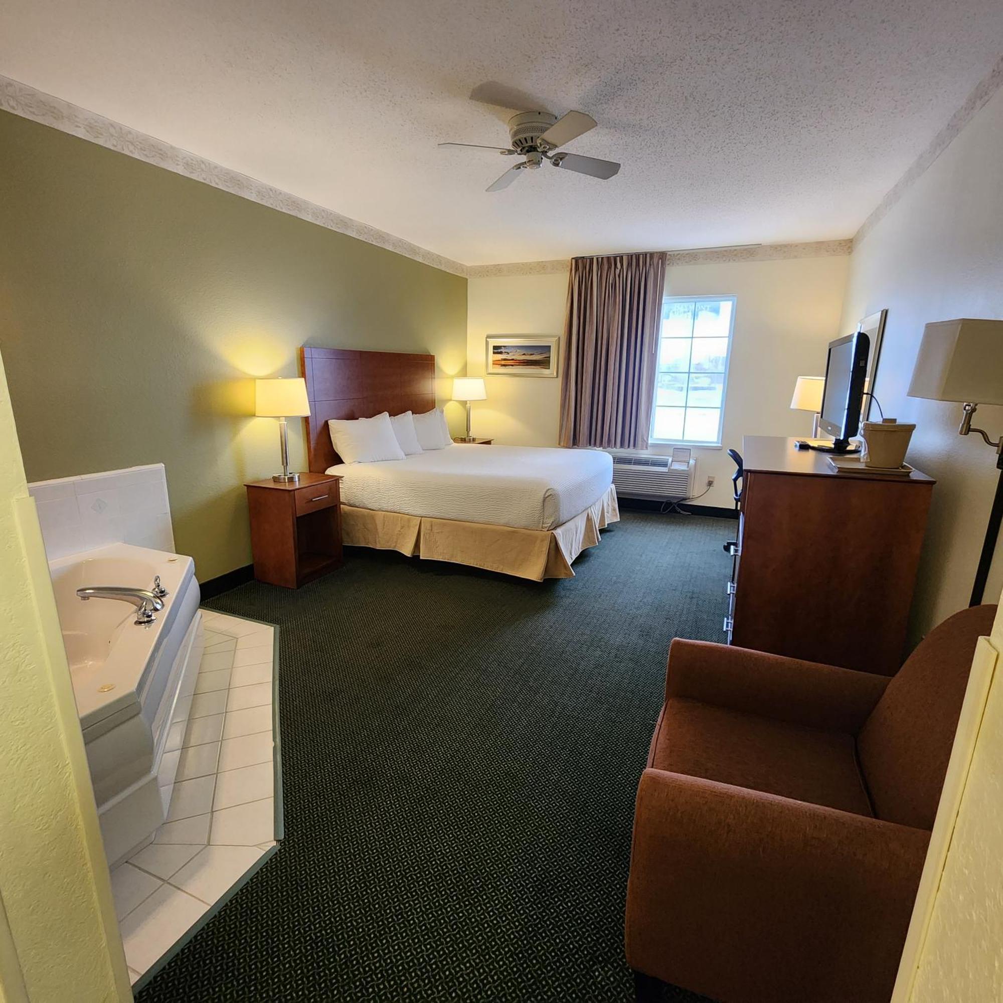 Baymont By Wyndham Mackinaw City Kültér fotó